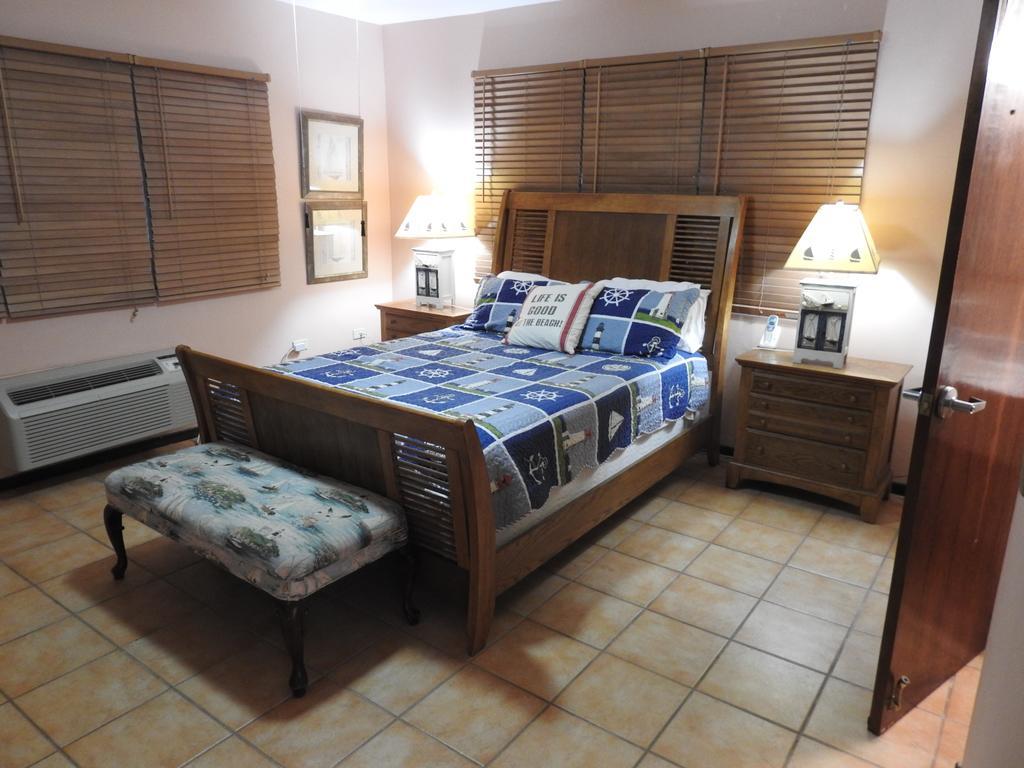 Isabela Beach Court 744 Exterior photo